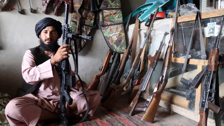 Талибаните обявиха състава на новото правителство на Афганистан