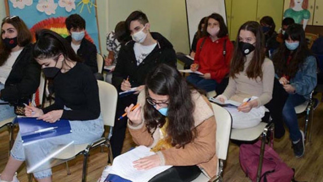 Младите хора искат да живеят в общество без дискриминация, език на омразата и агресия