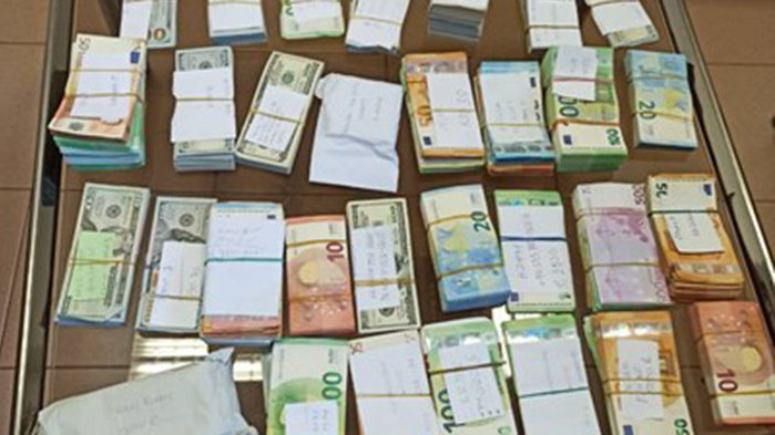 На "Дунав мост - Видин" откриха недекларирана валута на стойност 870 000 лева