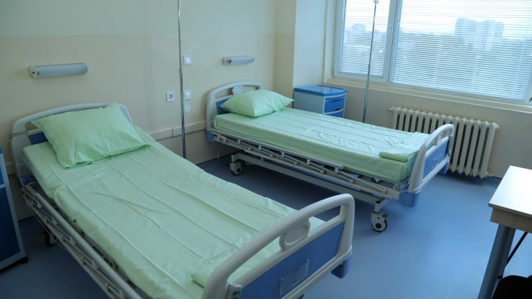 Увеличават леглата за пациенти с коронавирус в Русенско, съобщава БНТ.
