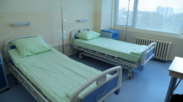 Увеличават леглата за пациенти с коронавирус в Русенско съобщава БНТ
