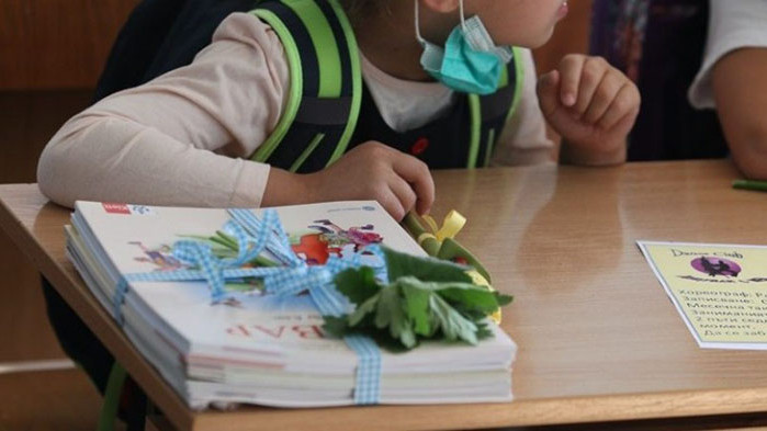 Всички семейства, чиито деца са записани за първи път в