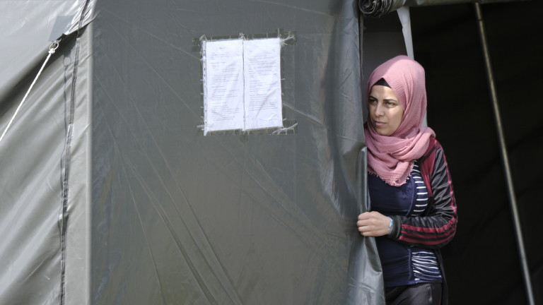 Литва изпрати днес петима афганистански мигранти обратно в Беларус малко