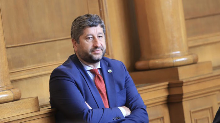 Иванов също разкритикува Митева