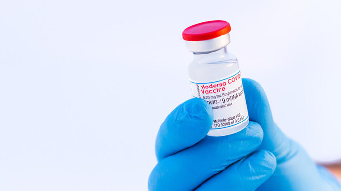 Акциите на производителите на ваксини срещу COVID-19 паднаха в началото