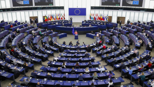 Европейският парламент призова в четвъртък 27 членният блок да засили своето