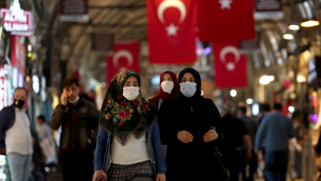Турското правителството се ангажира да постави под контрол покачващите се