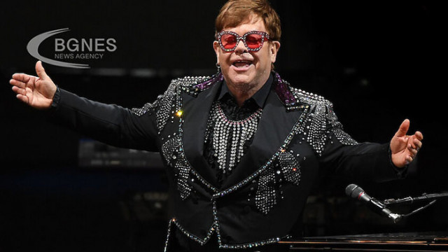 Елтън Джон отложи европейските и американските дати на турнето си