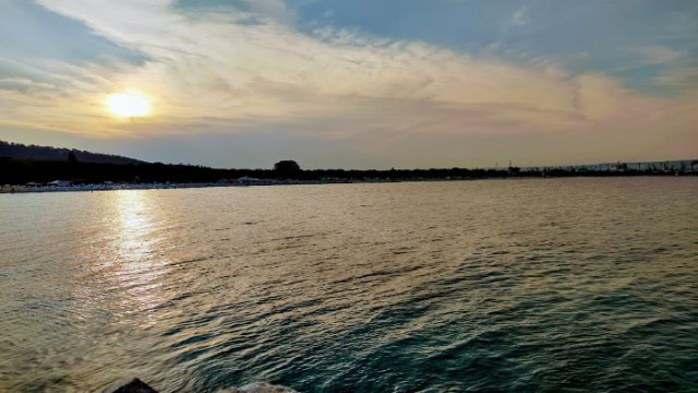 Днес ще има променлива облачност по значителна преди обед но без