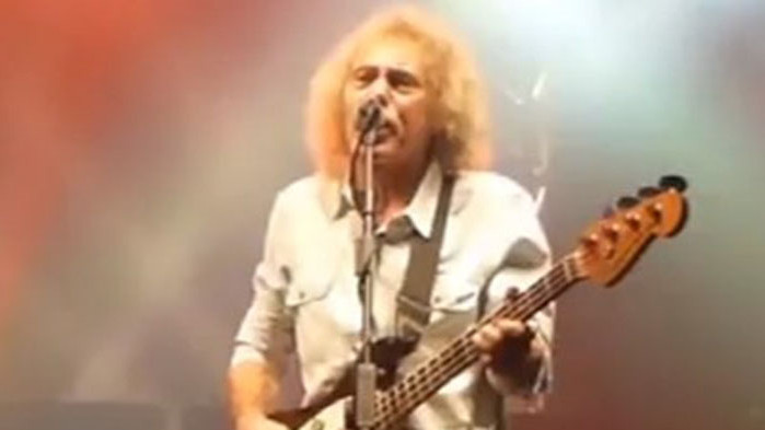 Бившият басист и един от основателите на легендарната рок група