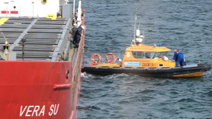 Морска администрация дала срок на корабособственика до 15 октомври да изтегли кораба "Vera SU"