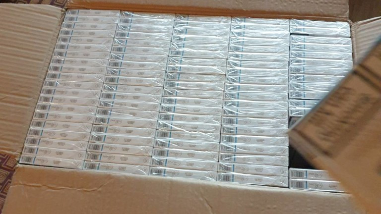 Иззеха 228 стека контрабандни цигари във Варна