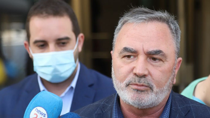 Той очаква пикът да е октомври и после да започне