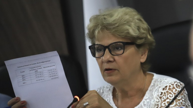 От Института за пътна безопасност дават регионалния министър Виолета Комитова