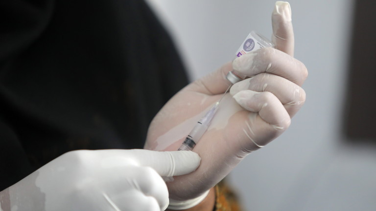 Швейцарското правителство реши да стимулира ваксинацията срещу коронавирус. За целта ще се дават