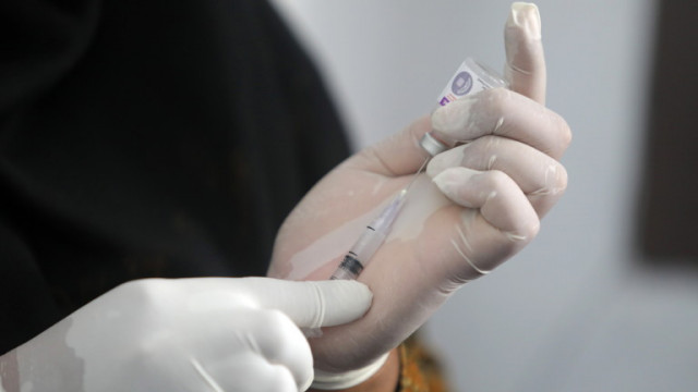 Швейцарското правителство реши да стимулира ваксинацията срещу коронавирус  За целта ще се дават