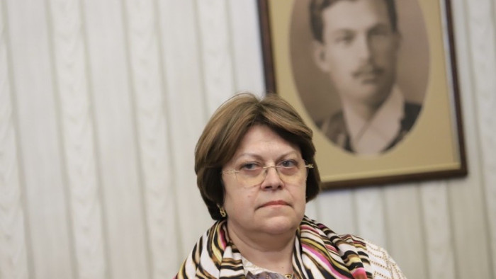 Лидерът на Движение 21“ Татяна Дончев се извини на ректора