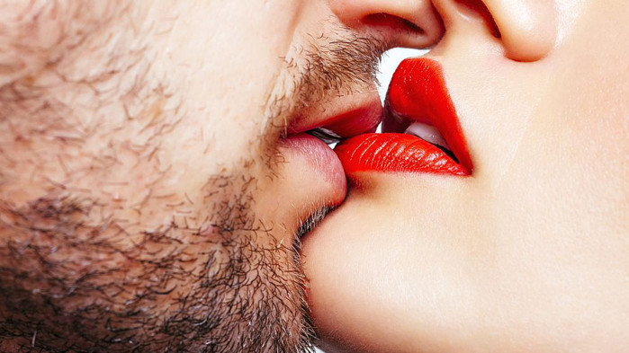 Животът с целувки е по-здравословен, по-спокоен и по-дълъг. Страстната целувка