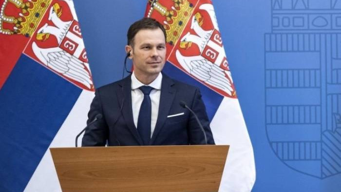 Сръбският министър на финансите Синиша Мали отхвърли твърденията, че има