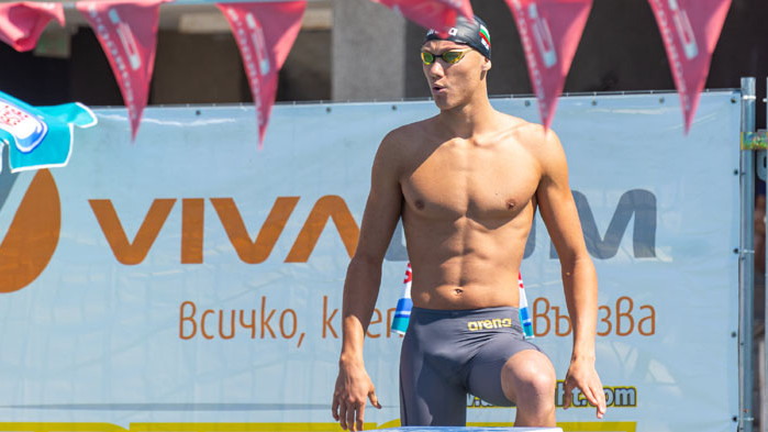 Седем плувци от държавния шампион ПСК Черно море“, са включени