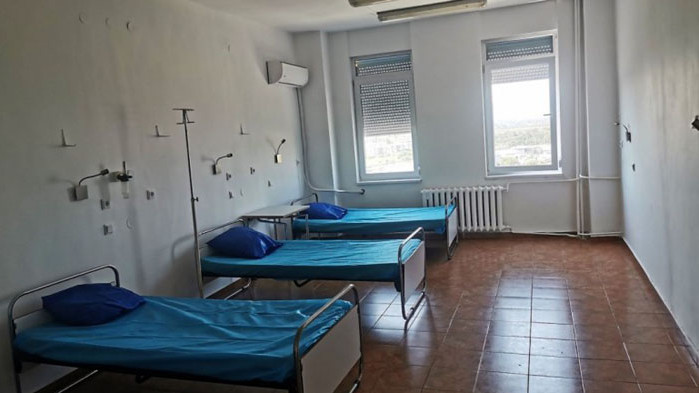 Без свободни ковид легла в болницата в Сандански