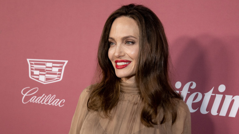 Анджелина Джоли, разводът с Брад Пит и ходът, който предприе