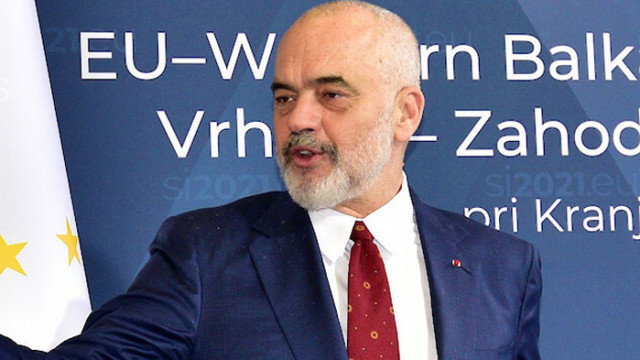 Ние сме като афганистанците но афганистанците на Европа Това заяви