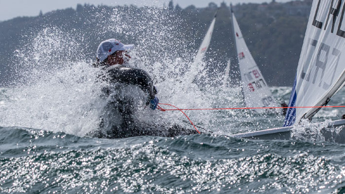Майкъл Бекет продължава да държи златото след 4-ти ден на европейското по ветроходство във Варна
