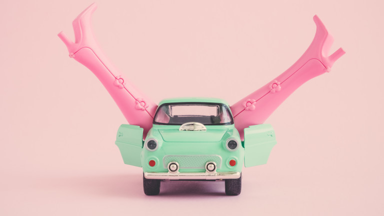 Tinder е на път да заприлича още повече на услуга