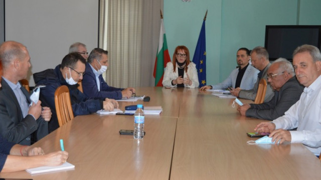 Мерки за засилен контрол и намален трафик обсъдиха институциите в