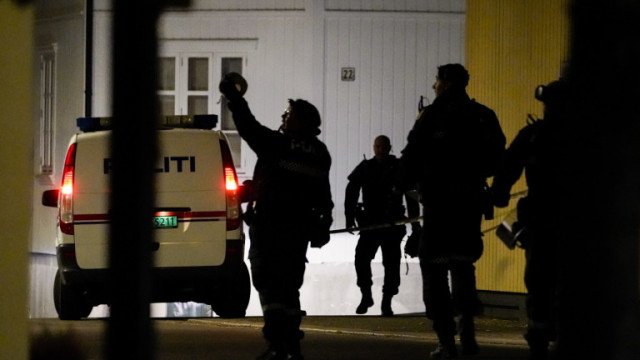 Няколко души в Норвегия са били убити и ранени от мъж  въоръжен