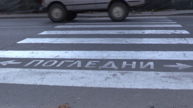 Шофьор блъсна възрастна жена на пешеходна пътека в Шумен съобщава