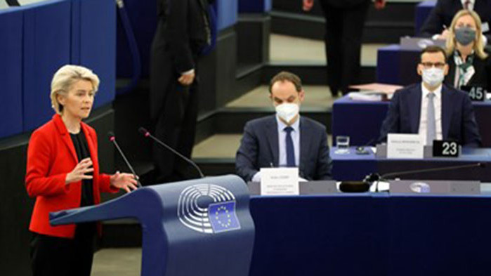 Полският премиер към ЕС: Няма да позволя да ни шантажирате