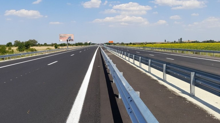 Бившият шеф на "Автомагистрали" опровергава Комитова за ремонта на АМ "Тракия"