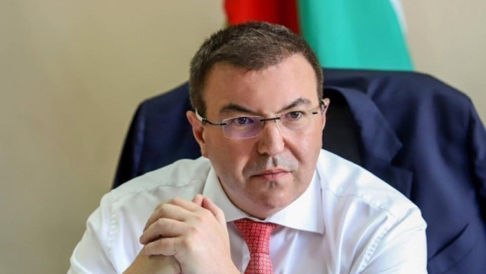 Проф. Ангелов: Служебното правителство се паникьоса и сега гаси пожара с бензин