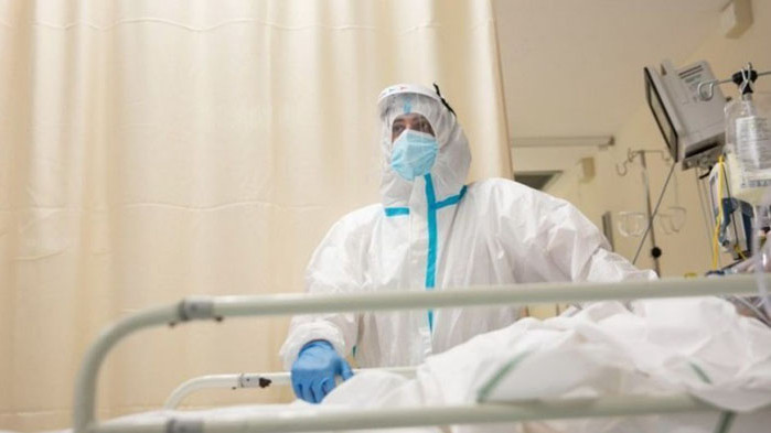 Лекарите от ковид структури да получат място за специализация, там