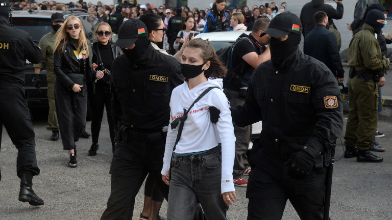 Беларус отказва на жените много права и свободи, гарантирани от