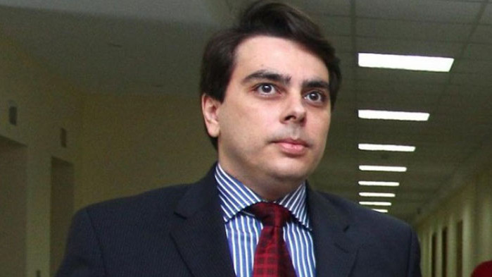 В името на електората и това да бъдат интересни, политиците