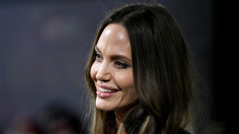Анджелина Джоли се почувства неудобно от въпрос на журналист