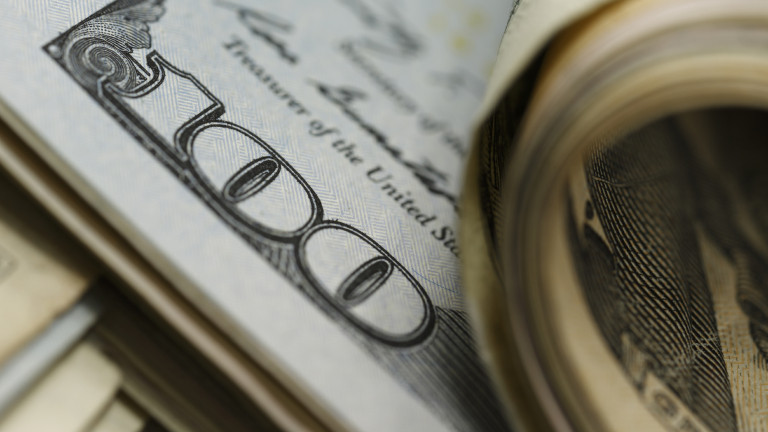 В хода на валутната търговия в петък американският долар се