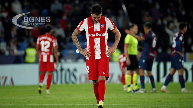 Леванте попари Атлетико Мадрид в края, Реал Сосиедад дръпна на върха