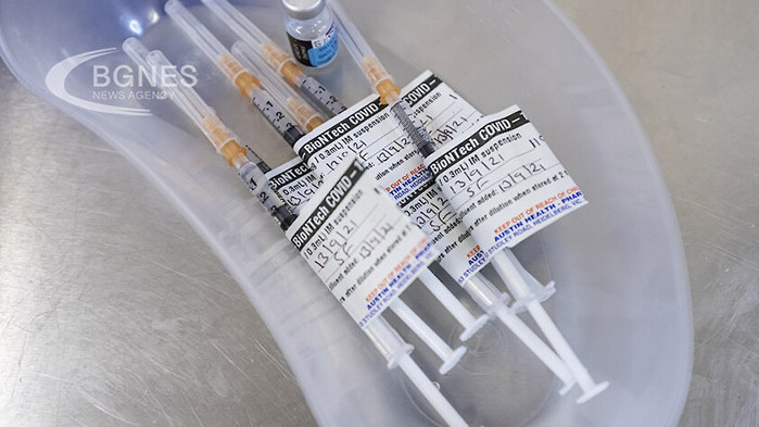 В света са поставени над 7 милиарда ваксини срещу коронавирус