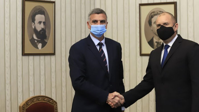 Правителството се кани да поеме пореден държавен дълг само за