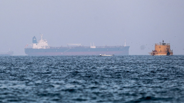 Военоморският флот на Иран предотврати пиратско нападение срещу ирански петролен