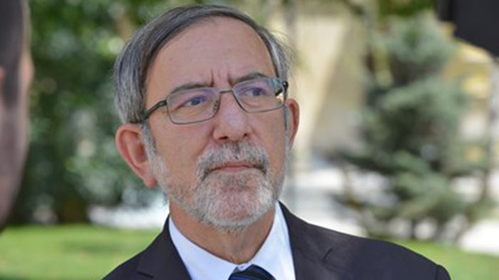 Филип Димитров: Казусът с двойното гражданство на Петков не налага конституционни промени