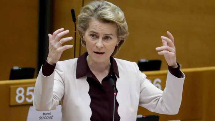 Христо Иванов писа на Урсула фон дер Лайен за „кризата на законността в България“