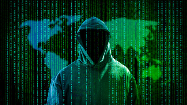 Двама хакери са задържани за измами за над 2 милиона
