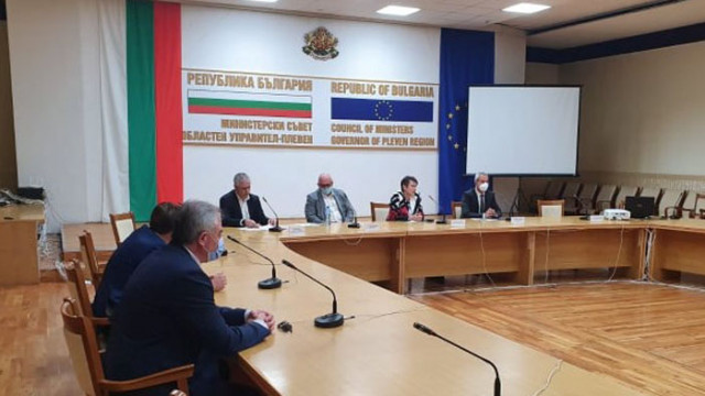 Тематичните области мехатроника биотехнологии и информационни технологии са важни в