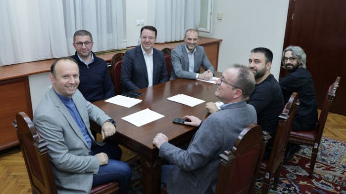След оставката на Зоран Заев: ВМРО-ДПМНЕ с парламентарно мнозинство за кабинет