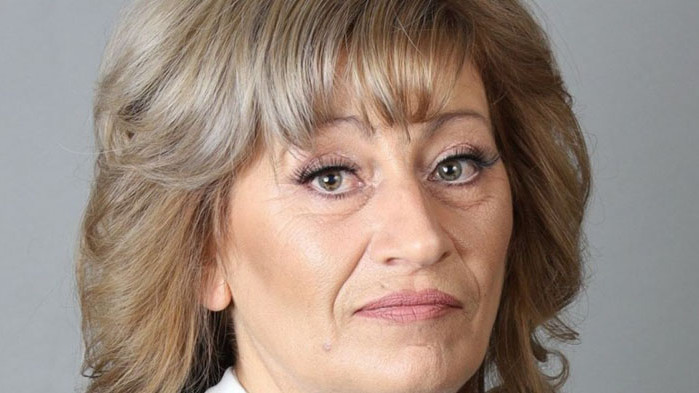 Униформени от два дни обикаляли от къща на къща. Ходят